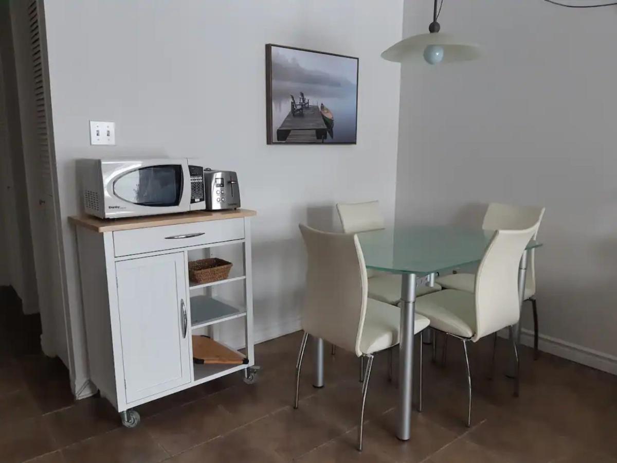 Magog Waterfront Condo Экстерьер фото
