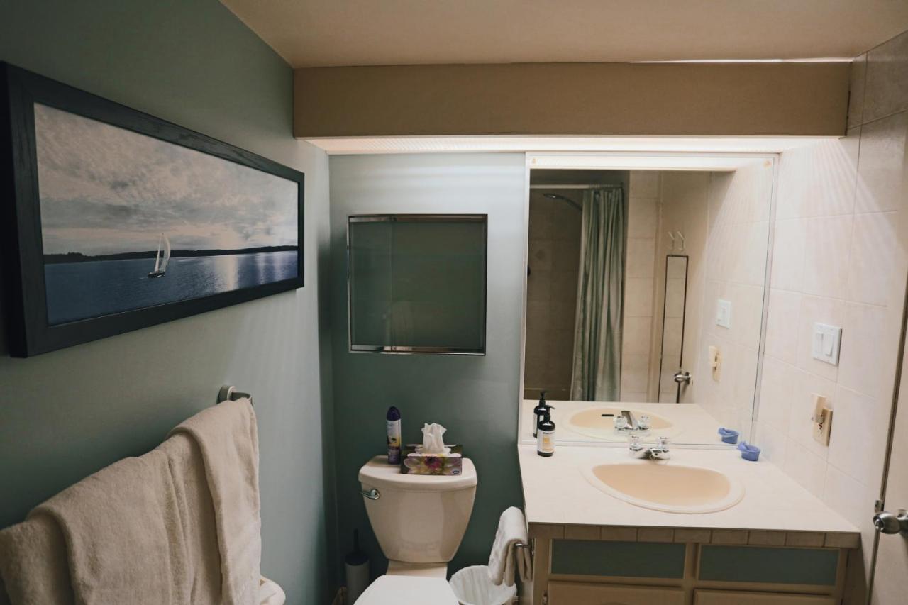 Magog Waterfront Condo Экстерьер фото