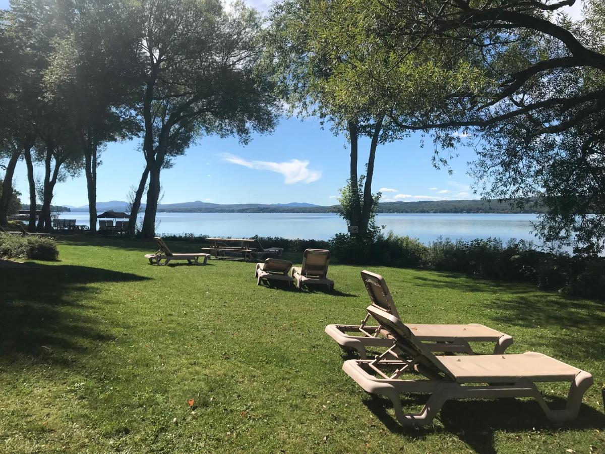 Magog Waterfront Condo Экстерьер фото